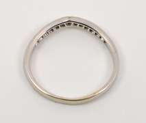 Useful Wavy Diamond Band Ring