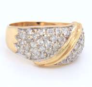 Fantastic Yellow Gold Diamond Band