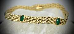 Gorgeous 18K Panther Link Bracelet with Cabachon Emeralds