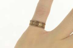 10K Yellow Gold Victorian Ornate Heart Scroll Patterned Ring
