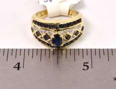 Sensational Sapphire and Diamond Ring in 14K Yellow Gold