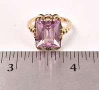 Precious Pink Sapphire Ring in Yellow Gold