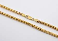 Sturdy Yet Elegant Rounded Box Link Necklace