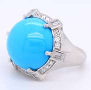 Stunning White Gold Turquoise and Diamond Ring