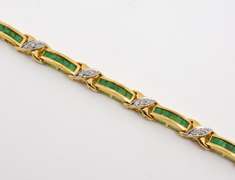 Lovely Baguette Emerald Bracelet