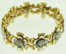 Silver Tone Expandable Flower Bracelet
