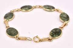 Tasteful Green Gemstone Bracelet in 14K Yellow Gold