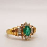 18kt Solid Yellow Gold, Emerald & Diamond Ring