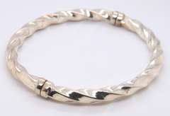 Vintage Sterling Silver Bangle