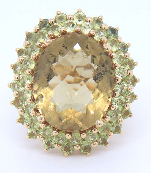 Fabulous Yellow Gold Lemon Quartz and Peridot Cocktail Ring