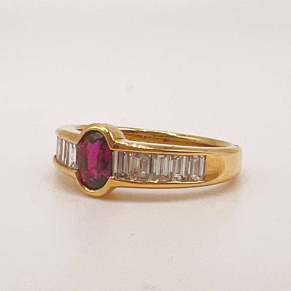 18kt Gold, Ruby, & Diamond Band Ring