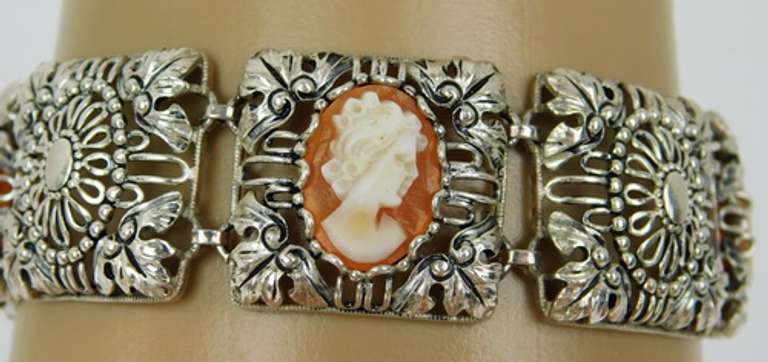 Beautiful Vintage German Sterling Shell Cameo Bracelet