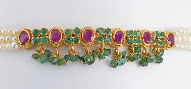 Beautiful 22k Emerald, Ruby, & Pearl Necklace