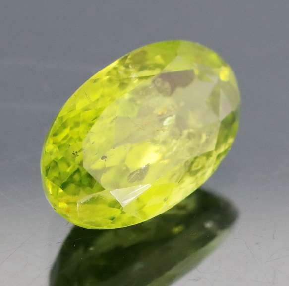 Eye catching 3.27ct Burma green Peridot