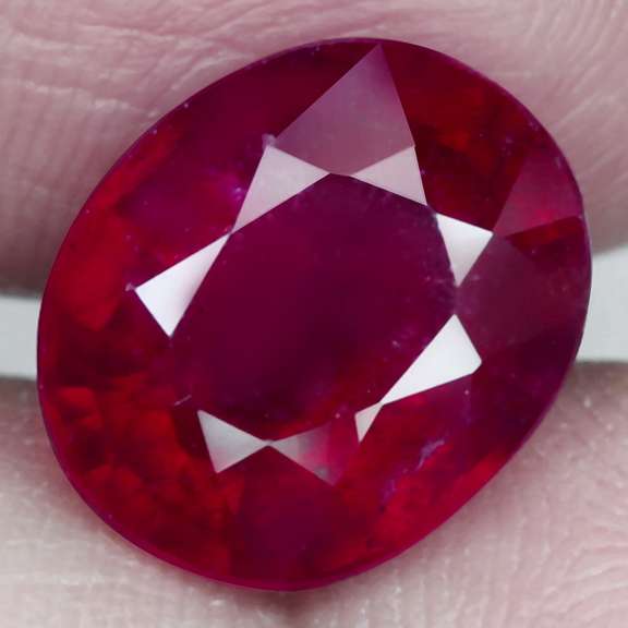 Glistening 5.38ct blood red Ruby