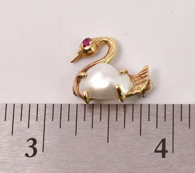 Fabulous Pearl and Ruby Swan Pin in 14K Yellow Gold