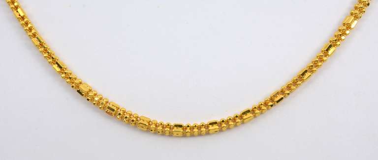 Pretty 22k Necklace