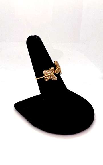 Delightful 18kt Yellow Gold Diamond Butterfly Ring