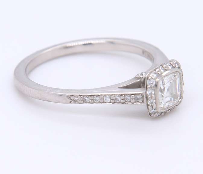 TIFFANY AND CO. LADIES PLATINUM & DIAMOND RING