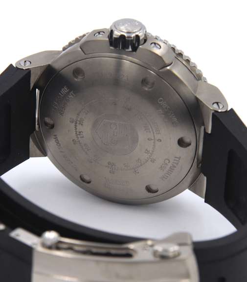 Oris Aquis Small Second Date 46mm Automatic Movement Watch