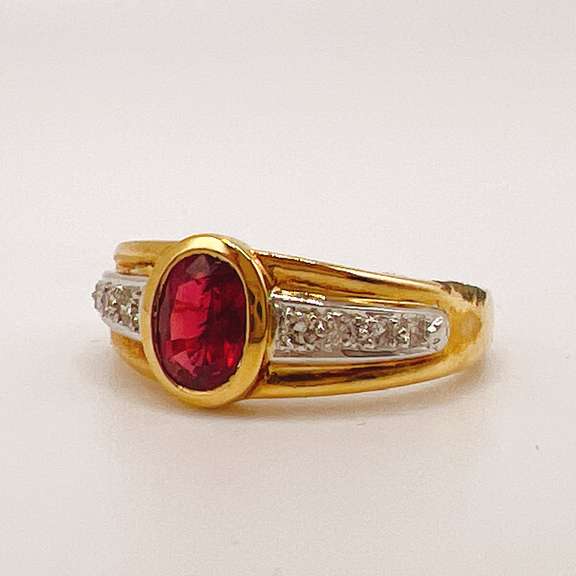 18kt Yellow Gold, Ruby, & Diamond Ring