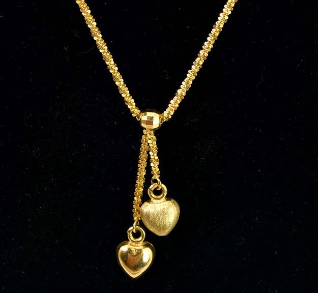 Fantastic Heart Pendant Necklace in Yellow Gold