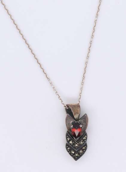 925 Sterling Silver Gemstone Pendant on Chain