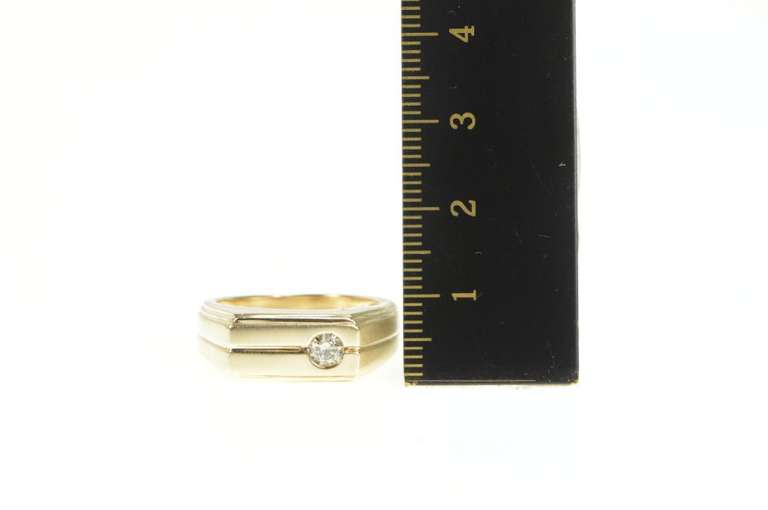 14K Yellow Gold 0.25 Ct Diamond Squared Grooved Wedding Ring