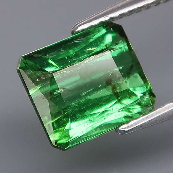Simply gorgeous color! 3.35ct forest green Tourmaline