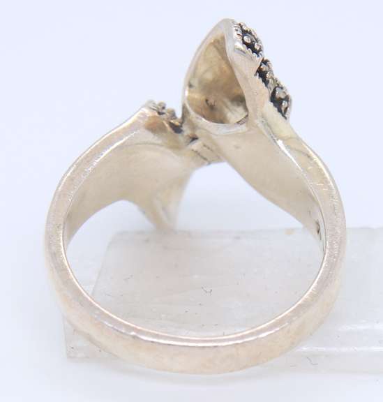 Vintage Sterling Silver Marcasite Bow Ring