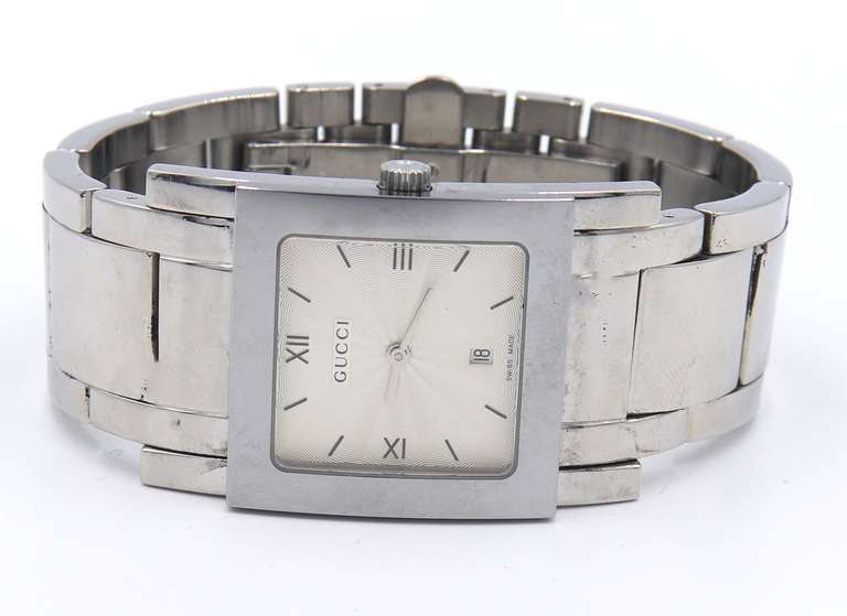 Gucci 7900M Quartz Gray Dial Watch