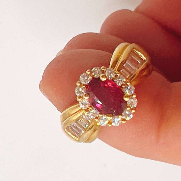 18kt Yellow Gold, Ruby, & Diamond Ring