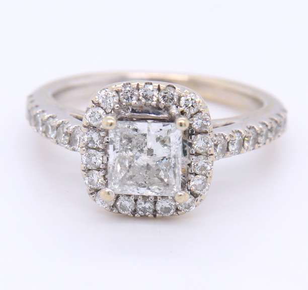 Masterpiece White Gold Princess Cut Diamond Wedding Set