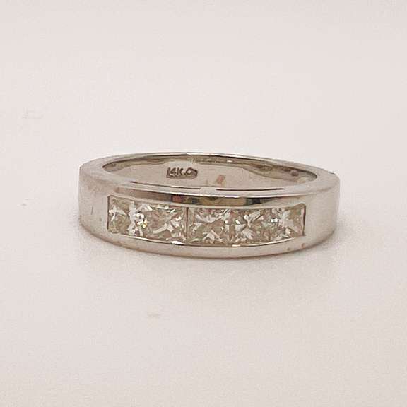 14kt Solid White Gold Diamond Band Ring