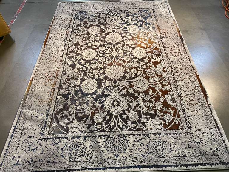 MODERN CARVED RUG 6x8