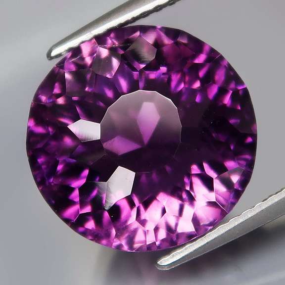 Superb 9.71ct natural violet Amethyst solitaire