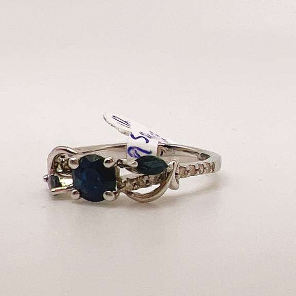 14kt Gold, Blue Sapphire, & Diamond Cocktail Ring