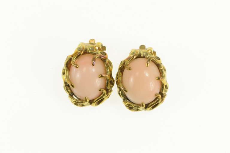 14K Yellow Gold Oval Coral Cabochon Vine Swirl Clip Back Earrings