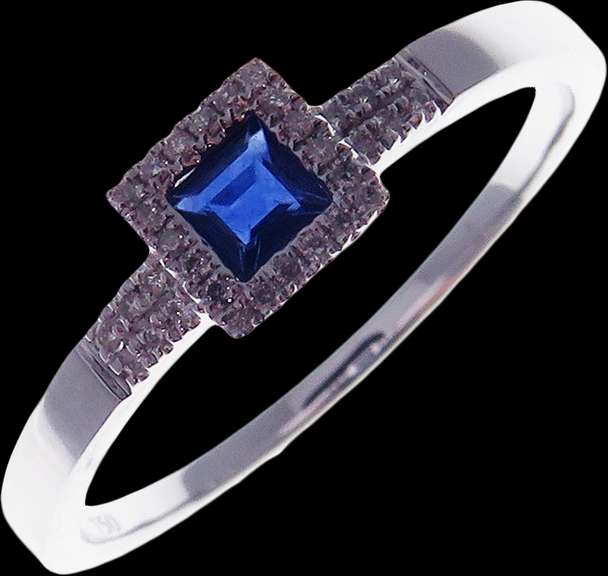 Regal Sole Sapphire 18k White Gold Ring Bordered with Diamonds