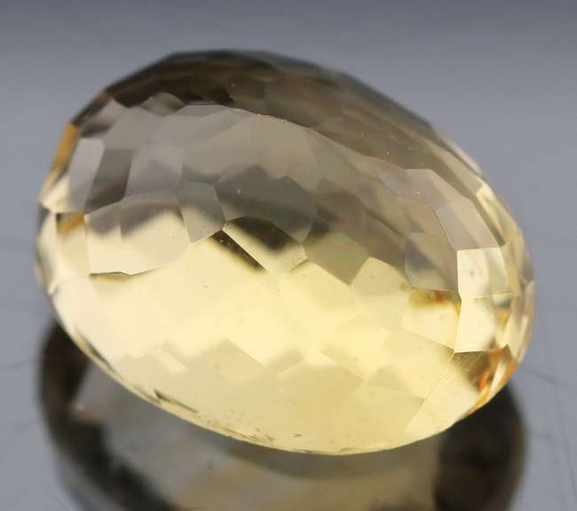 Vivid 15.84ct golden Citrine