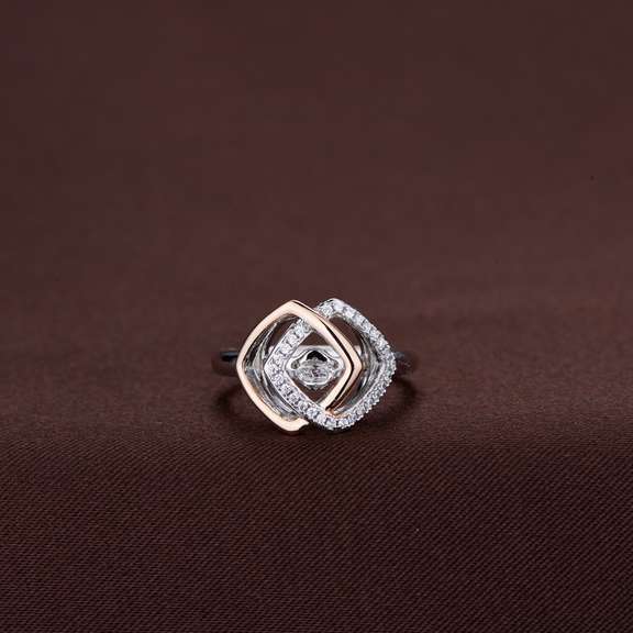 Two tone-two square Dancing stone Ring