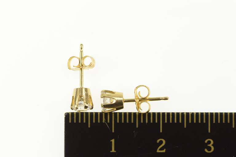 14K Yellow Gold Round Cubic Zirconia Classic Stud Solitaire Earrings