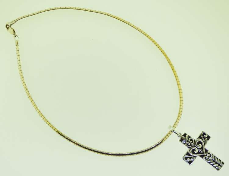 Italian Sterling silver 3mm Omega Chain with Cross Pendant