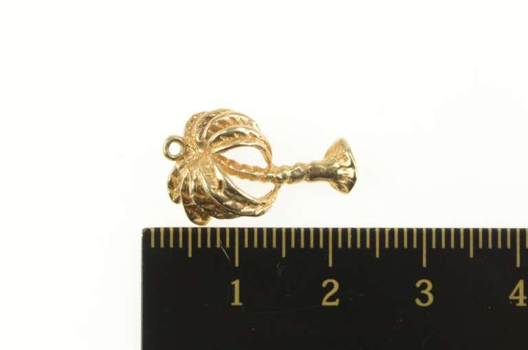 9K Yellow Gold 3D Palm Tree Beach Ocean Motif Charm/Pendant