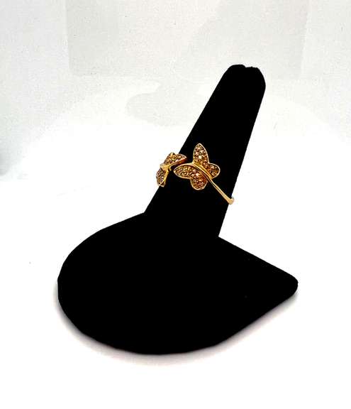 Delightful 18kt Yellow Gold Diamond Butterfly Ring