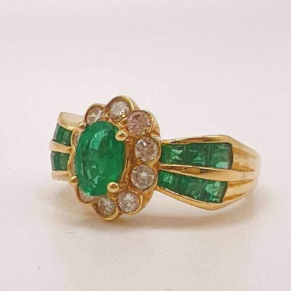 18kt Yellow Gold, Emerald, & Diamond Cocktail Ring