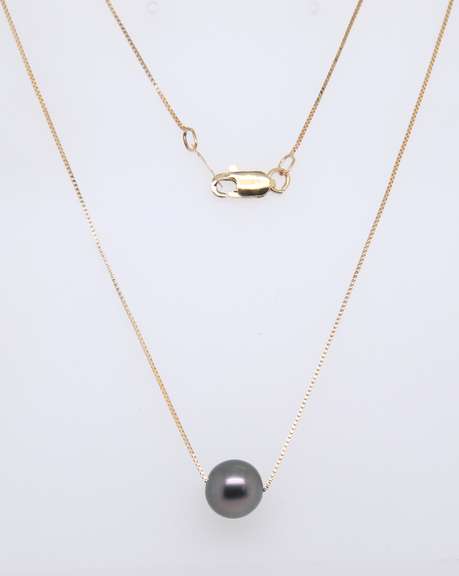 Elegant Yellow Gold Grey Pearl Slider Pendant on Chain