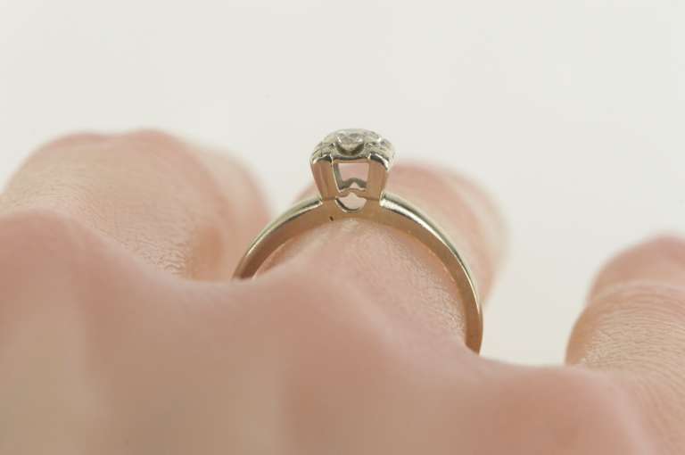 14K White Gold 0.21 Ctw 1940's Diamond Solitaire Engagement Ring