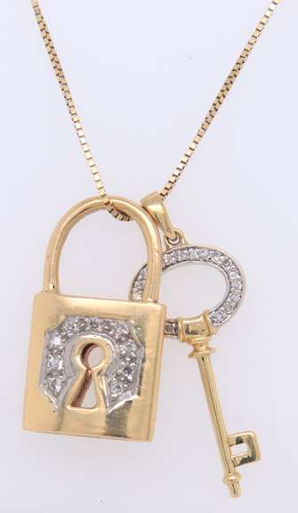 10K YELLOW GOLD BOX LINK WITH LOCK AND KEY DIAMOND PENDANTS