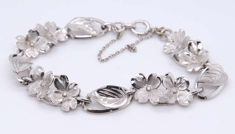 Vintage Sterling Silver Flower Style Link Bracelet